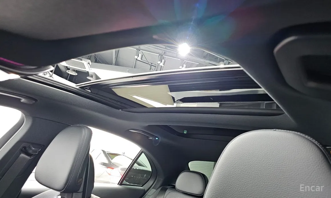 Фото 19 - Mercedes-Benz C-Class