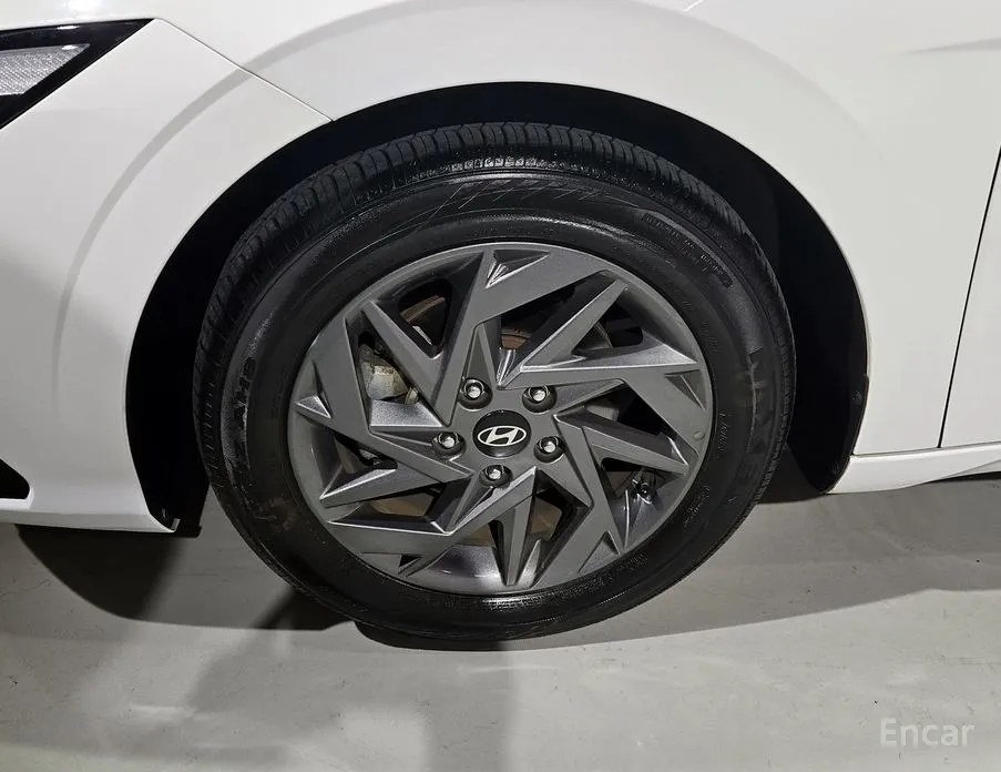 Фото 19 - Hyundai Avante