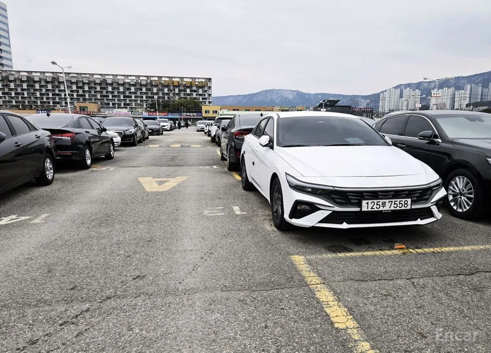 Фото 20 - Hyundai Avante