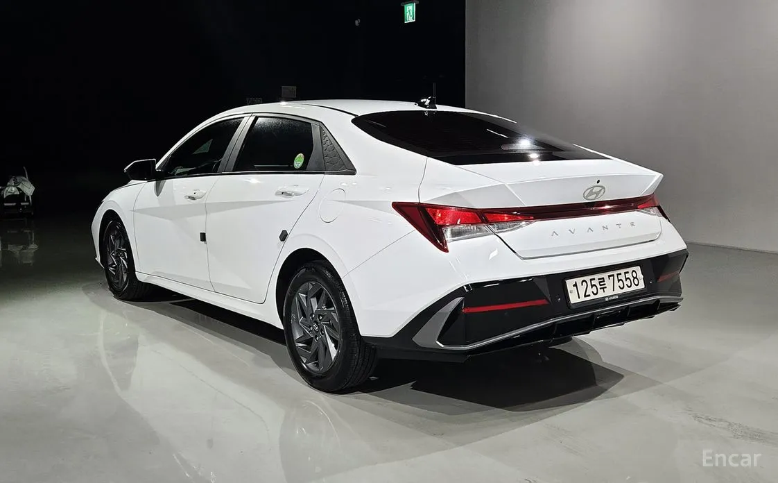 Фото 6 - Hyundai Avante