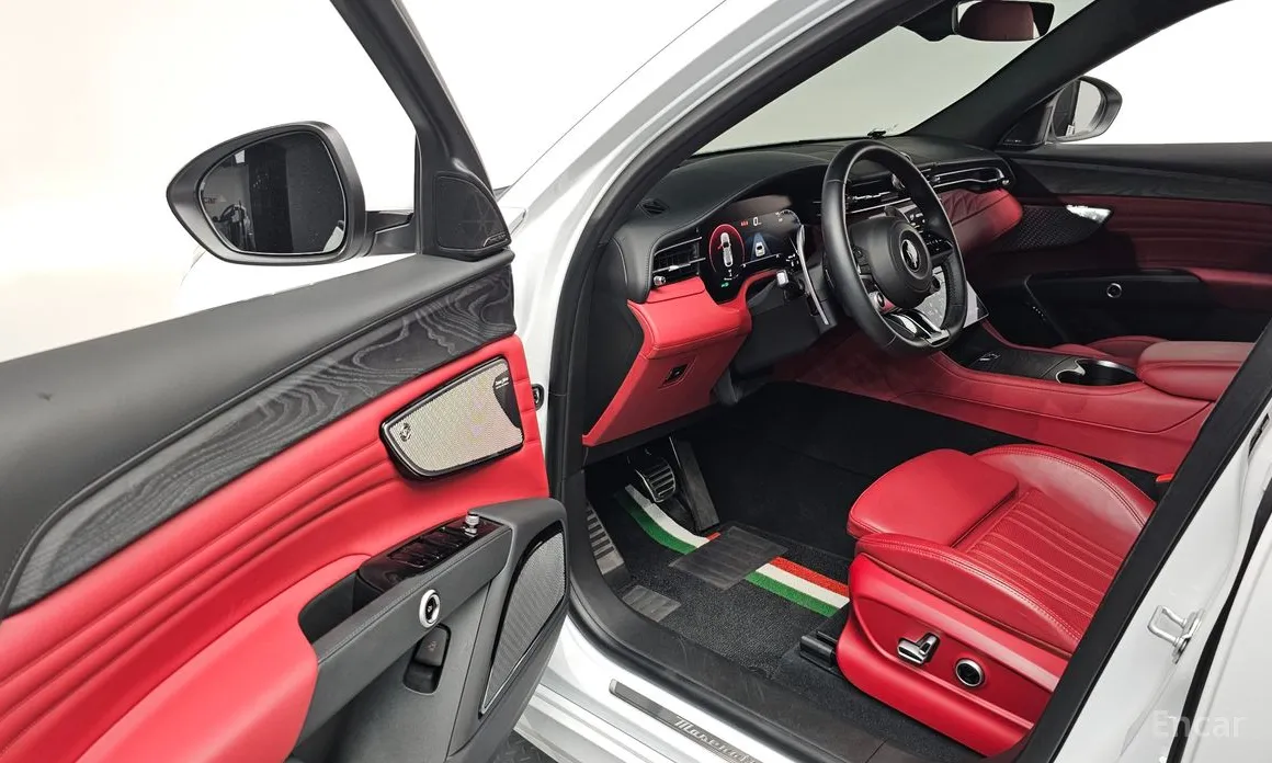 Фото 11 - Maserati Grecale