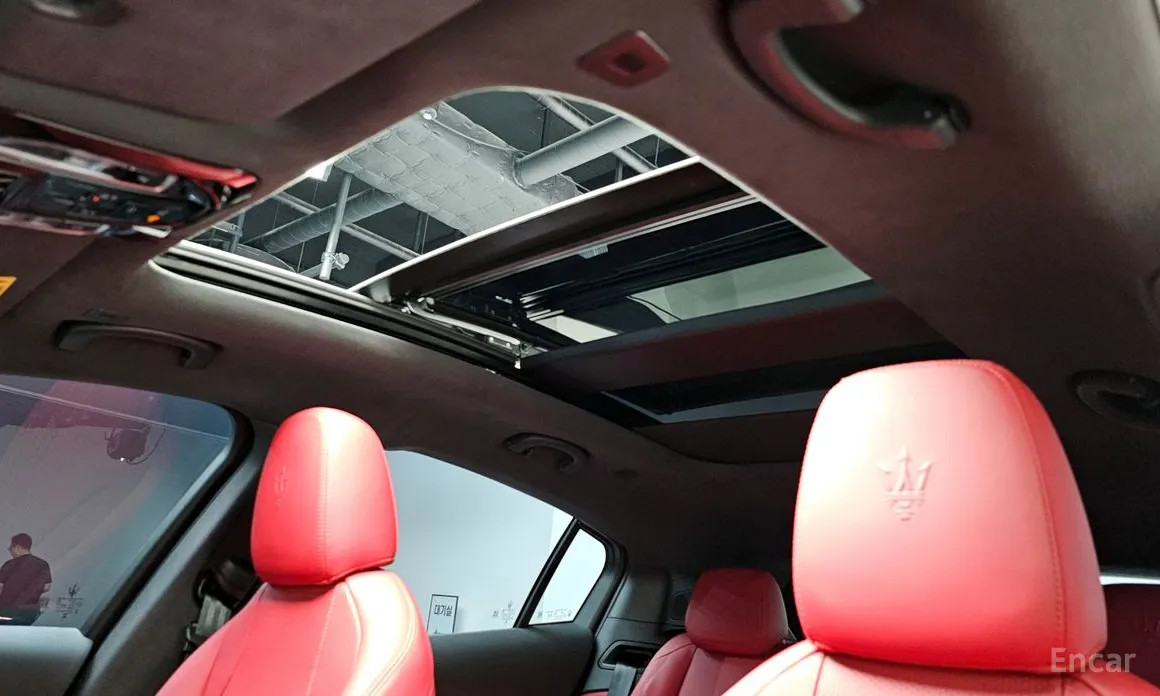 Фото 18 - Maserati Grecale