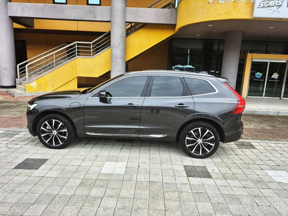 Фото 6 - Volvo XC60