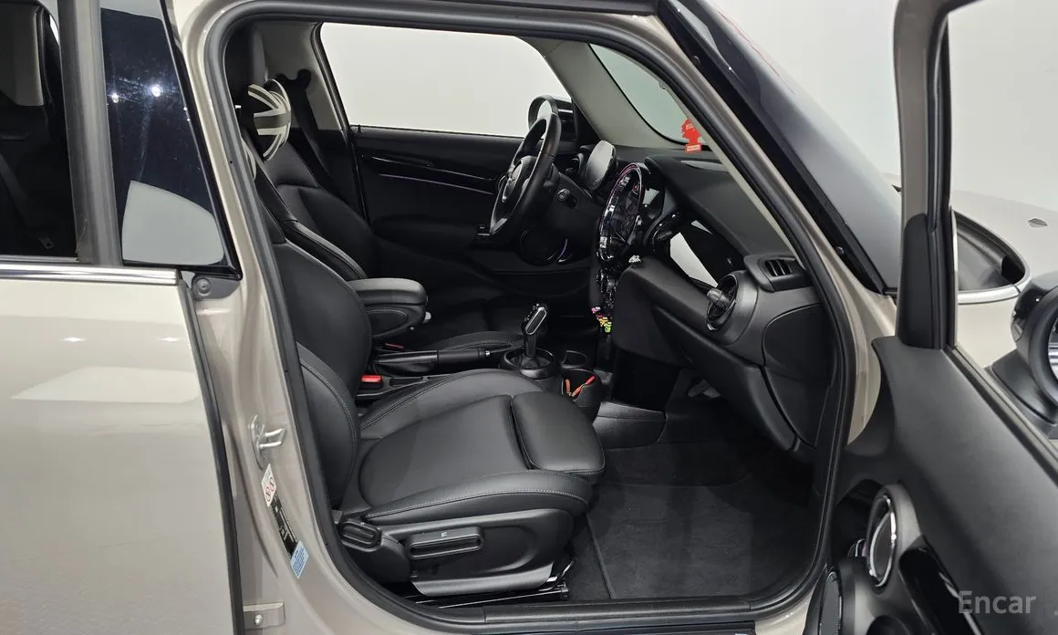 Фото 11 - Mini Cooper