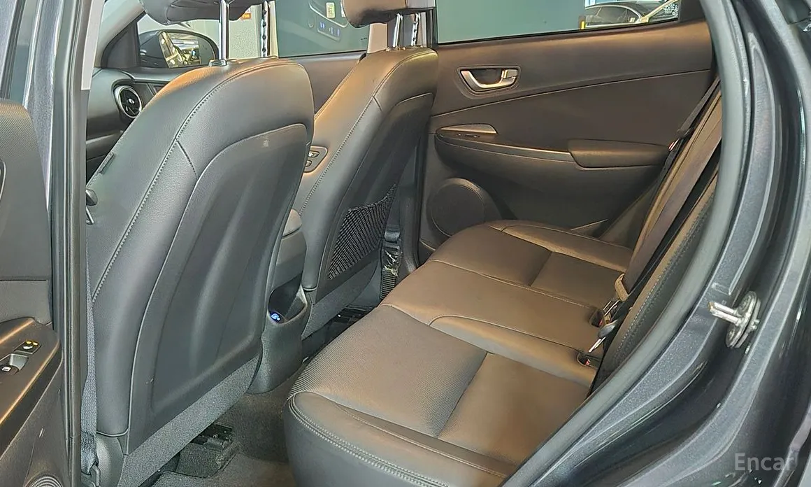 Фото 16 - Hyundai Kona