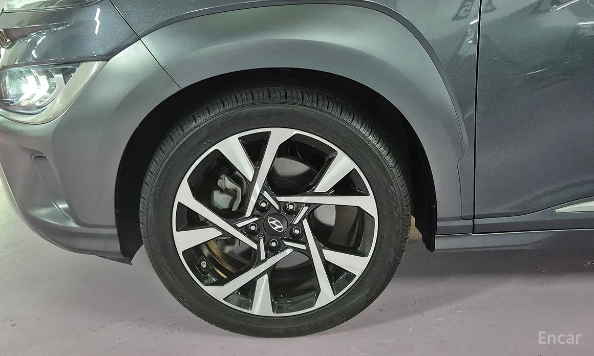 Фото 5 - Hyundai Kona