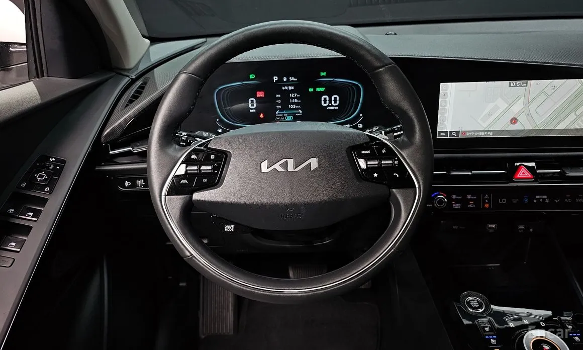 Фото 13 - Kia Niro
