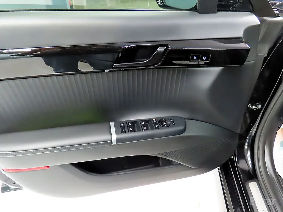 Фото 12 - Hyundai Grandeur