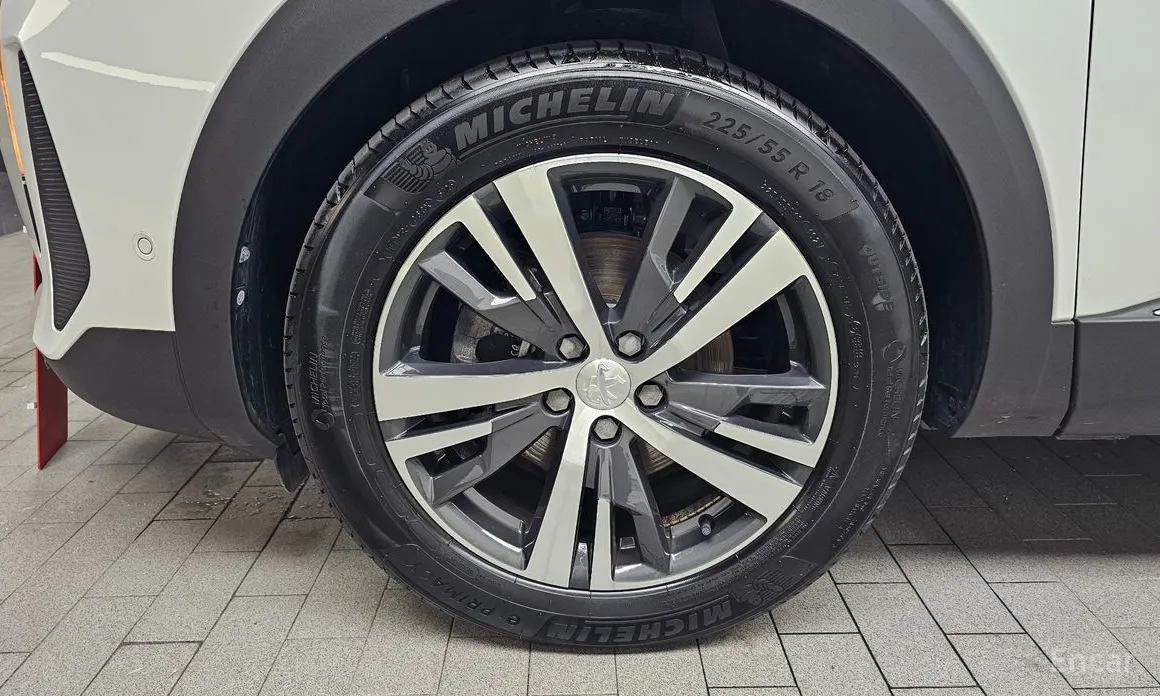 Фото 5 - Peugeot 3008