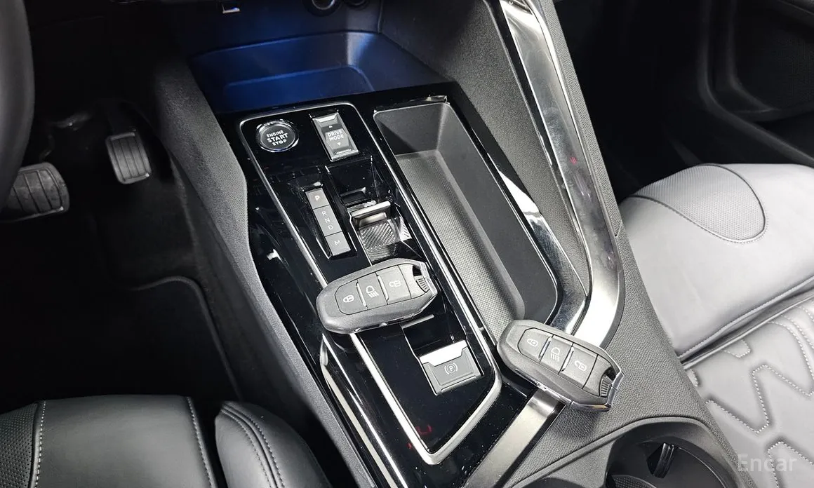 Фото 9 - Peugeot 3008