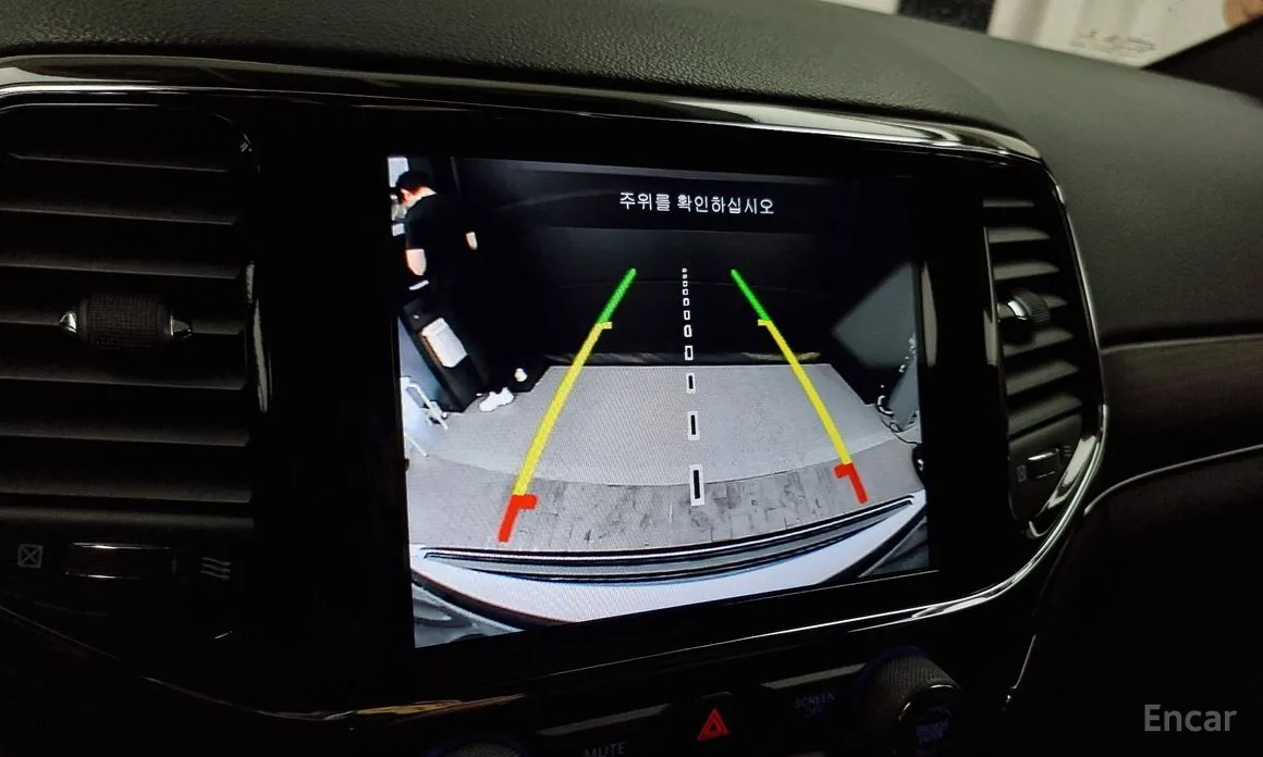 Фото 15 - Jeep Cherokee