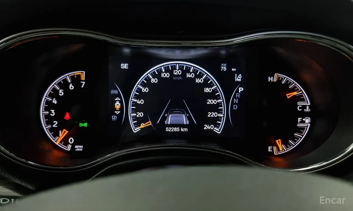 Фото 8 - Jeep Cherokee