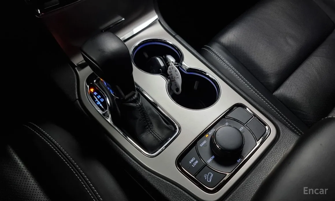 Фото 9 - Jeep Cherokee