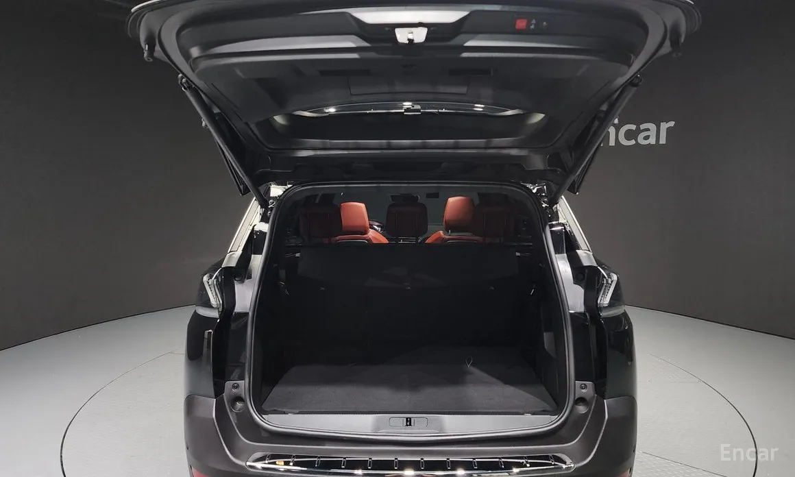 Фото 20 - Peugeot 5008