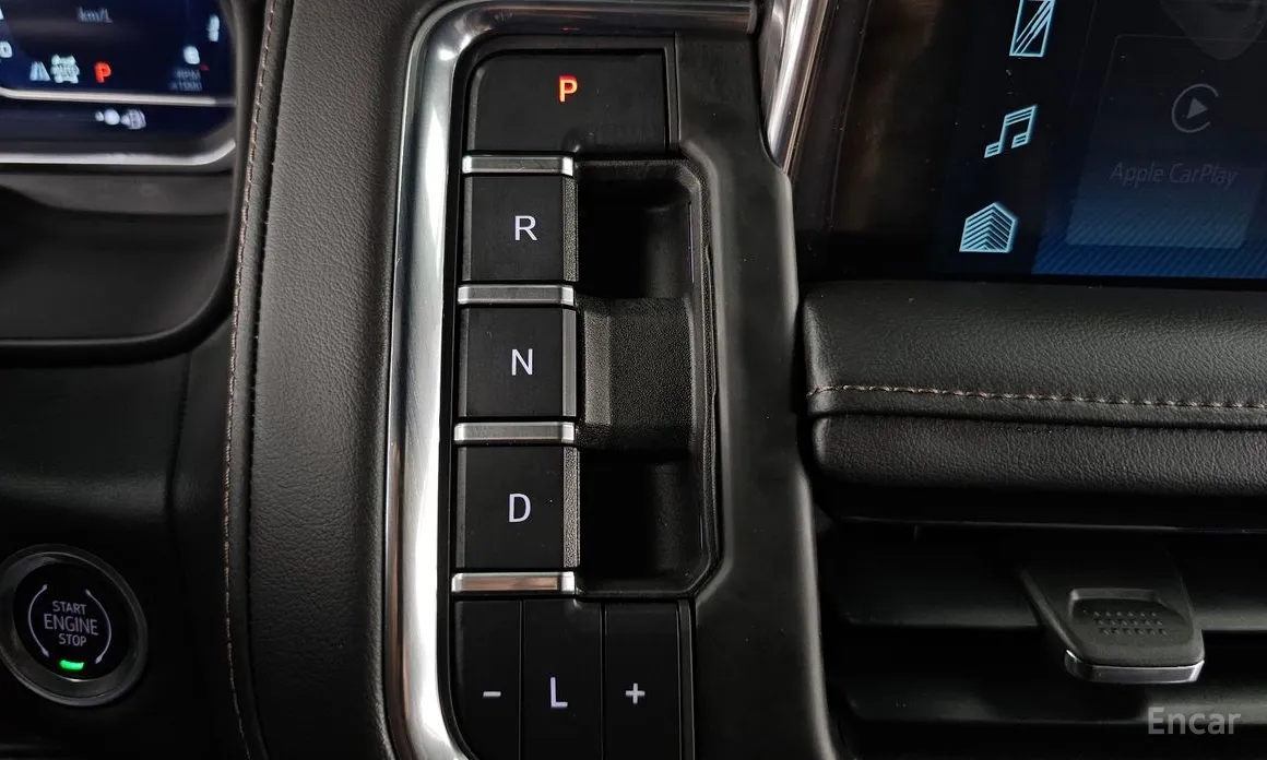 Фото 9 - Chevrolet Tahoe