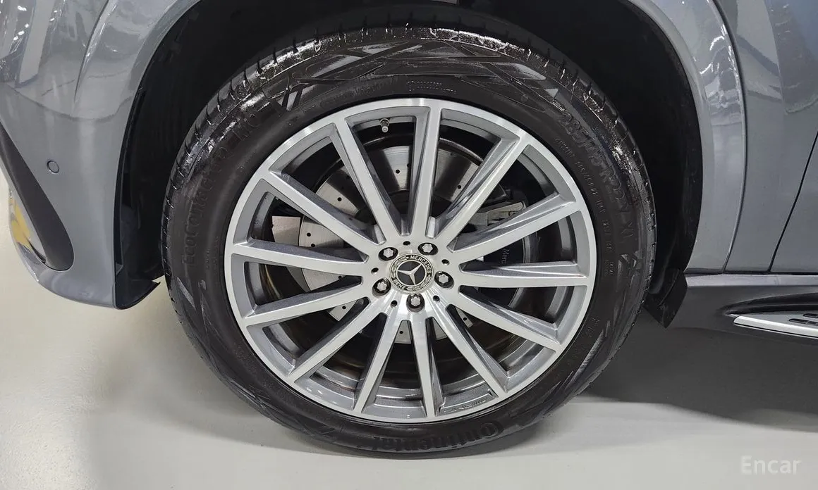 Фото 20 - Mercedes-Benz GLS-Class