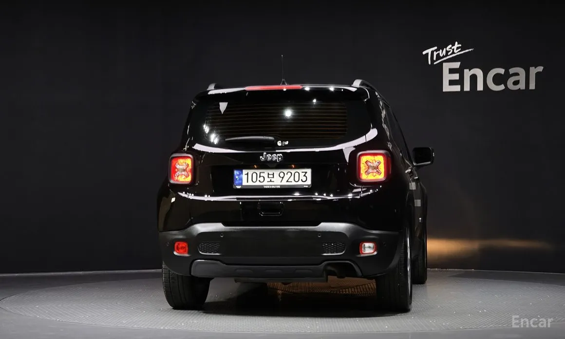 Фото 4 - Jeep Renegade