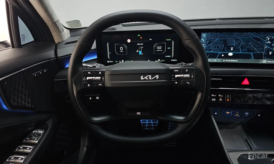 Фото 13 - Kia K8