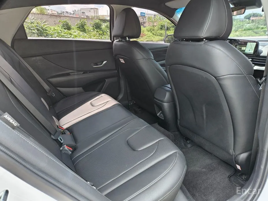 Фото 13 - Hyundai Avante