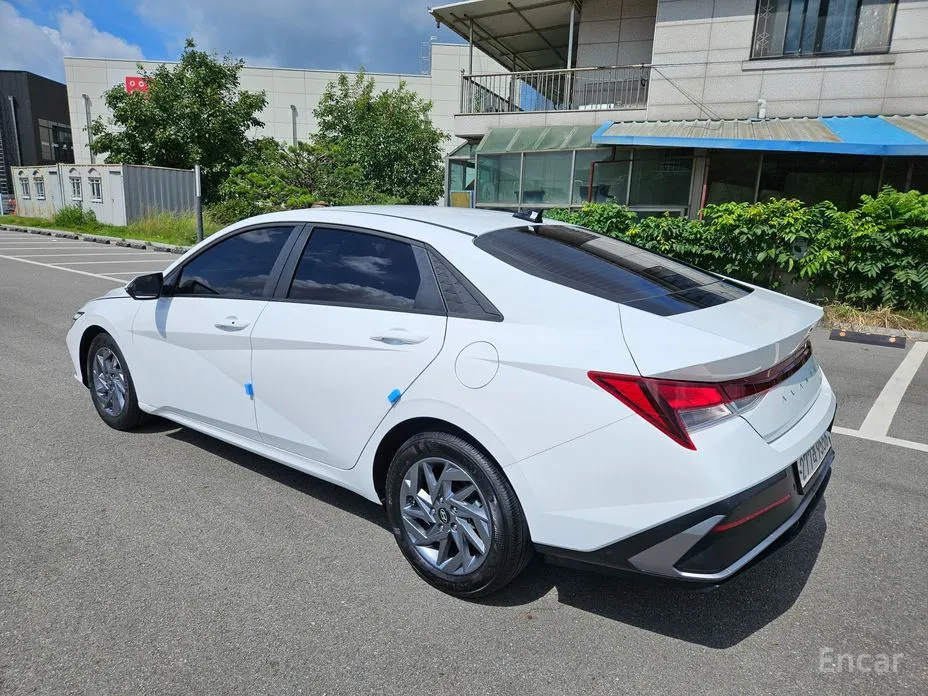 Фото 3 - Hyundai Avante