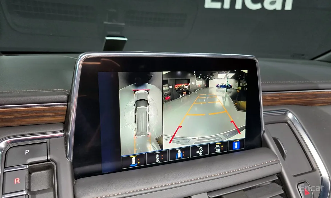 Фото 14 - Chevrolet Tahoe