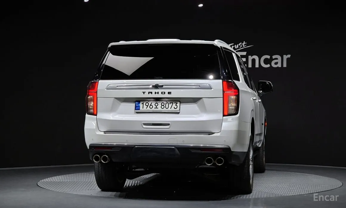 Фото 4 - Chevrolet Tahoe