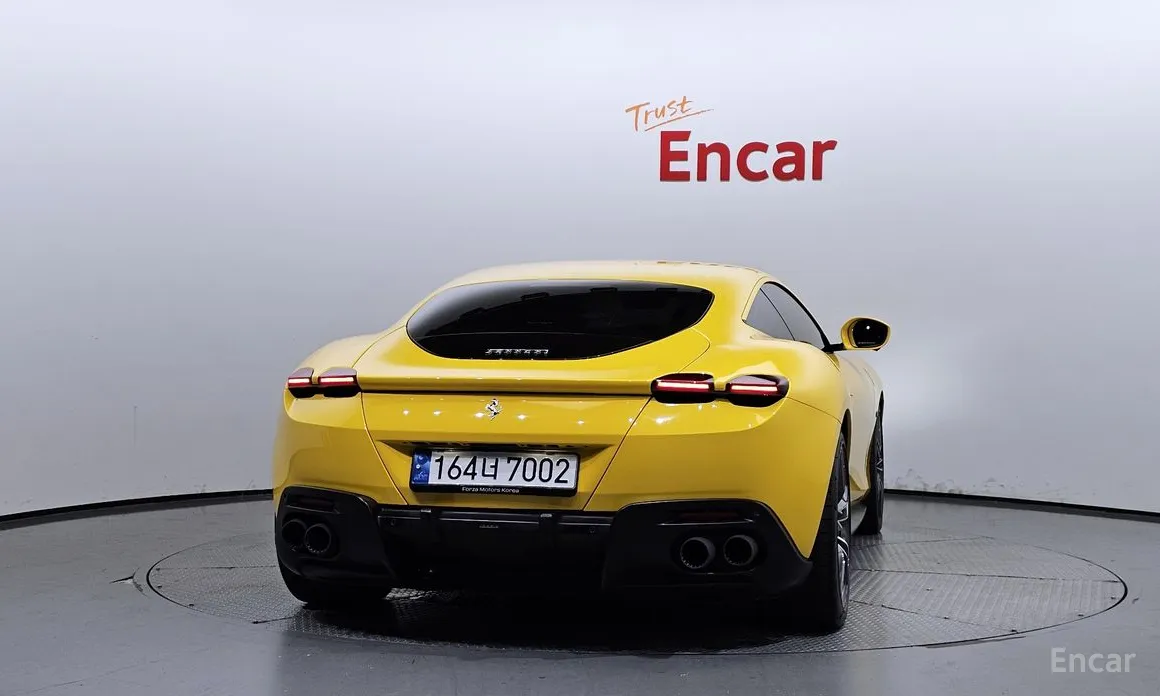 Фото 4 - Ferrari Roma