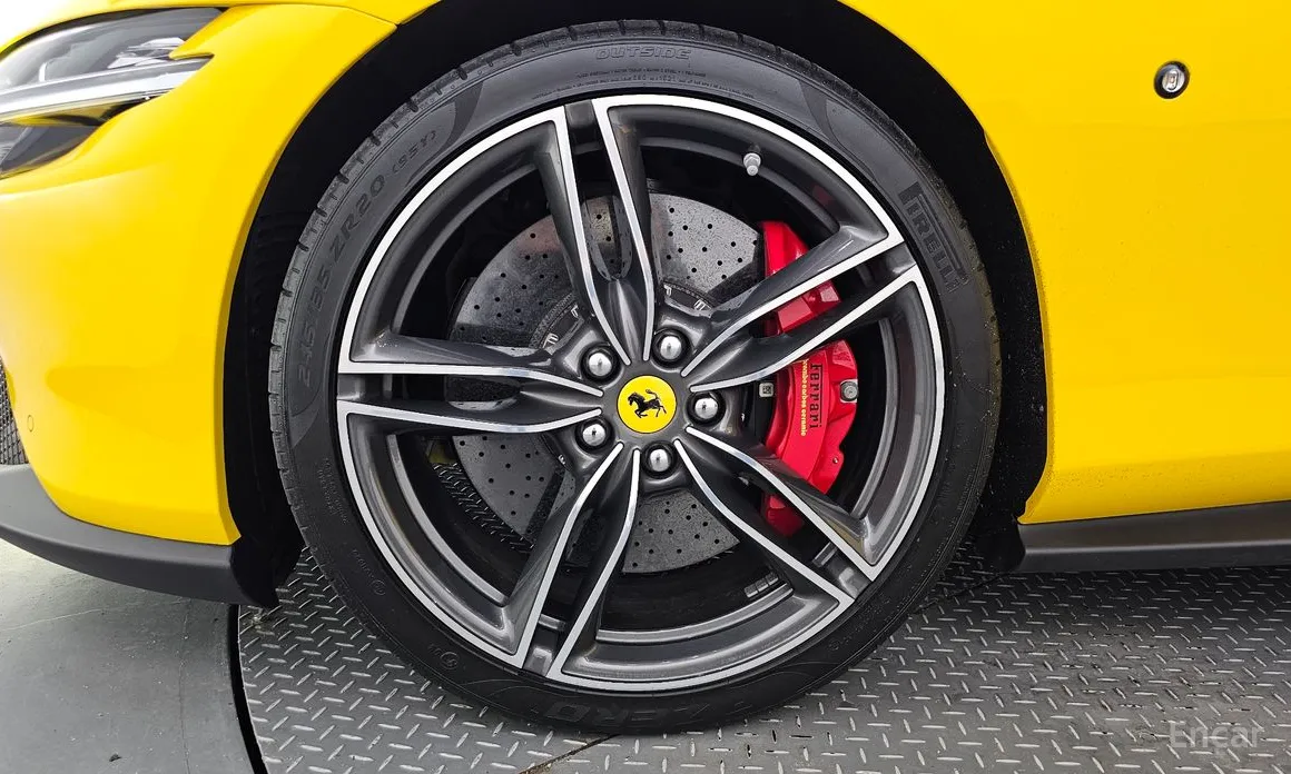 Фото 5 - Ferrari Roma