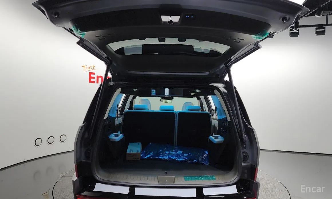 Фото 20 - Hyundai Santa Fe