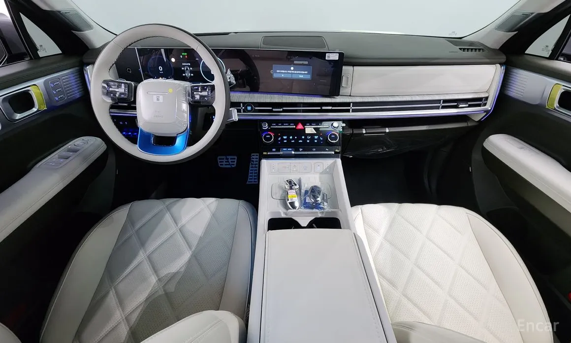 Фото 7 - Hyundai Santa Fe