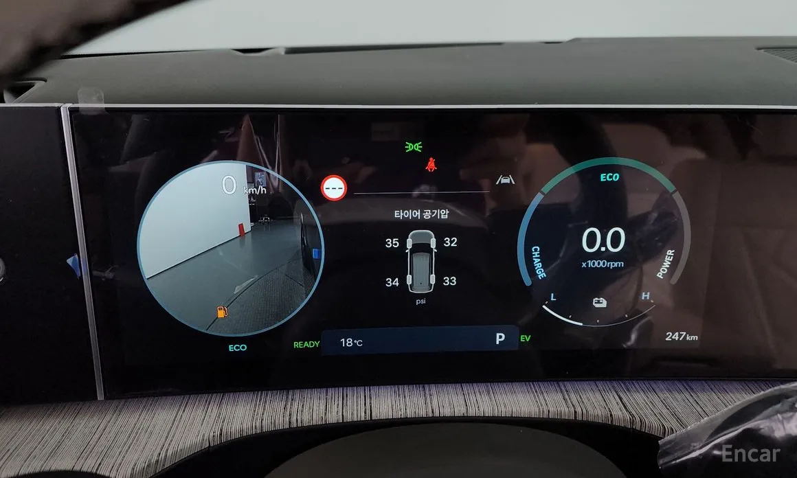 Фото 8 - Hyundai Santa Fe