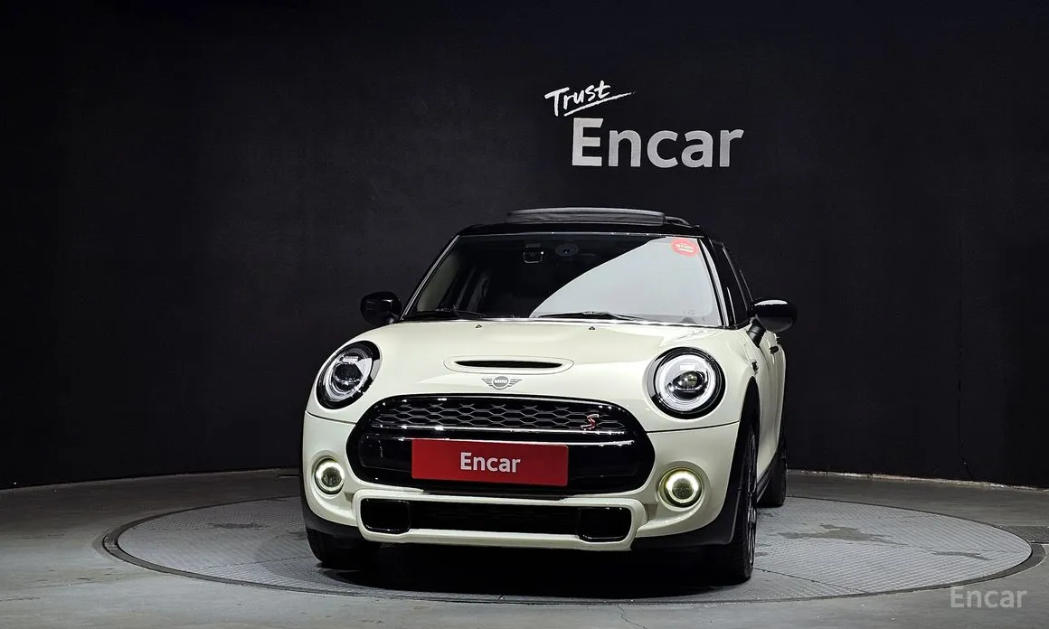 Фото 3 - Mini Cooper