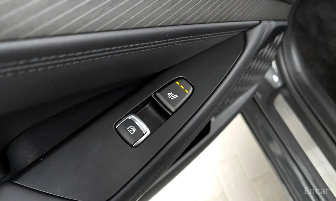 Фото 19 - Kia K8