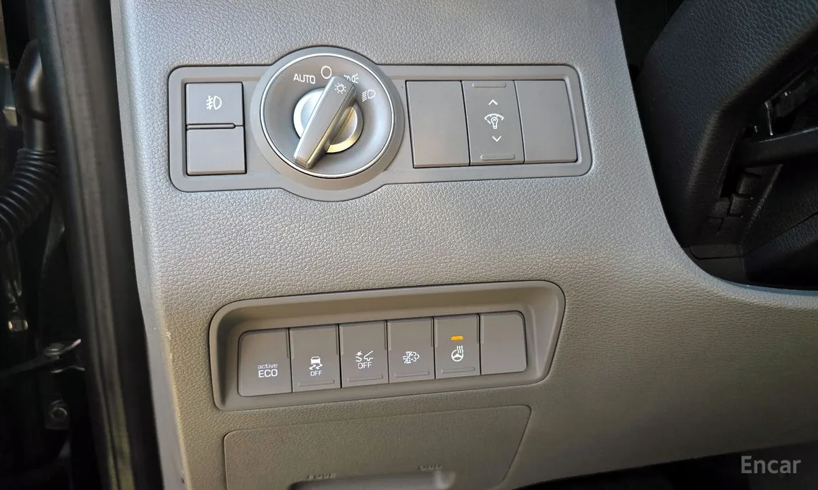 Фото 14 - Hyundai Solati