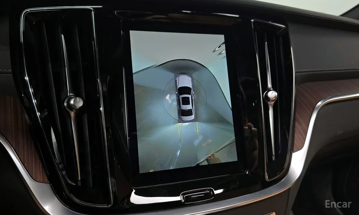 Фото 16 - Volvo S60