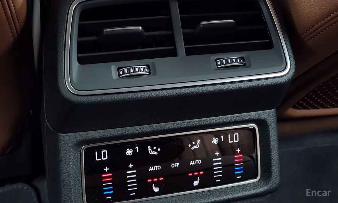 Фото 19 - Audi Q8 e-tron