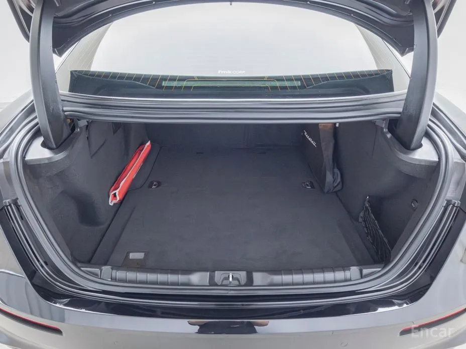 Фото 19 - Maserati Ghibli