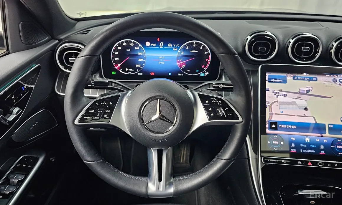 Фото 13 - Mercedes-Benz C-Class