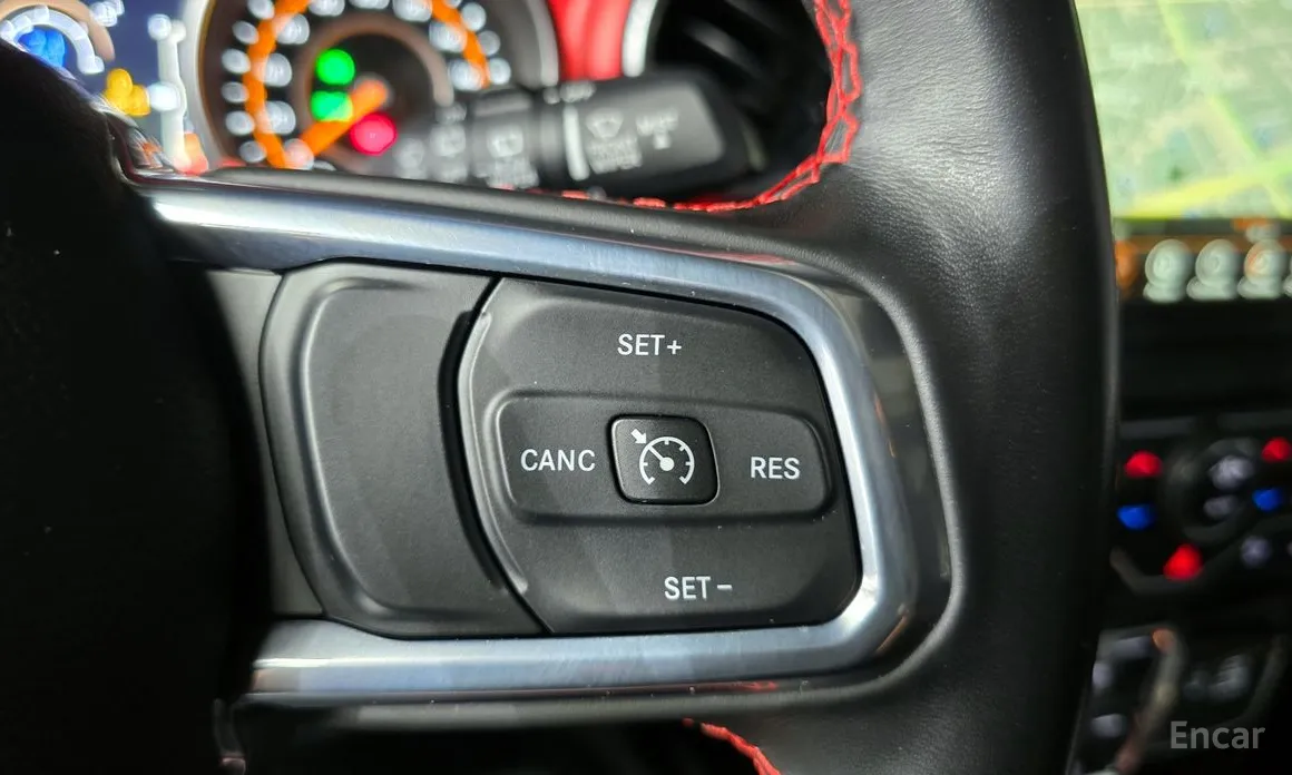 Фото 19 - Jeep Wrangler