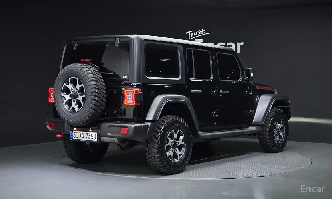 Фото 2 - Jeep Wrangler