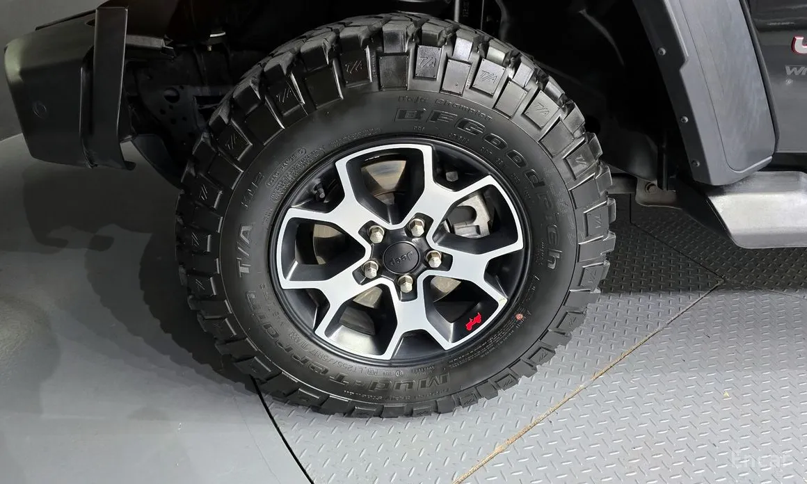 Фото 5 - Jeep Wrangler