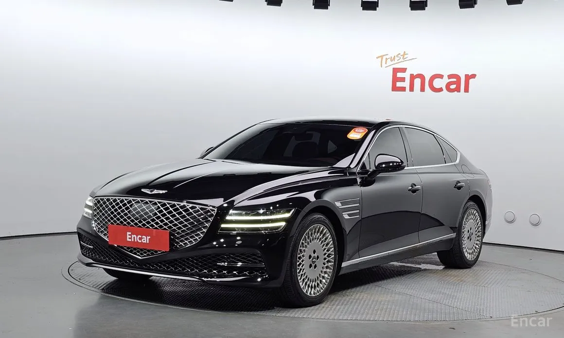 Фото 1 - Genesis G80