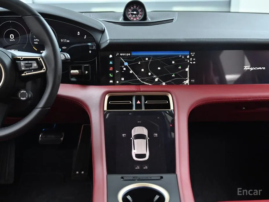 Фото 14 - Porsche Taycan