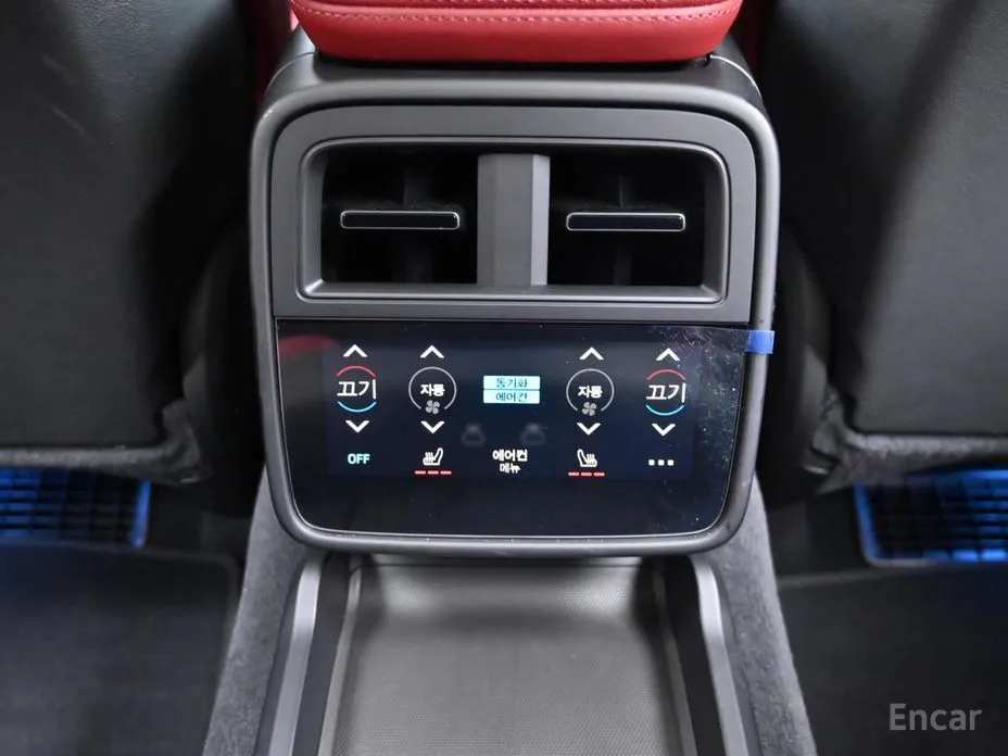 Фото 16 - Porsche Taycan