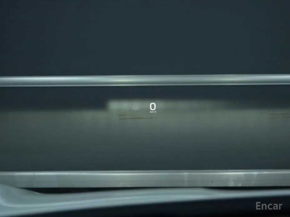 Фото 18 - Porsche Taycan