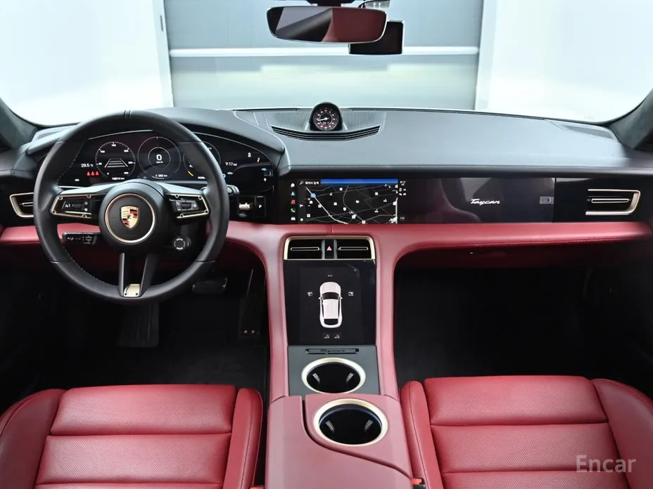 Фото 7 - Porsche Taycan