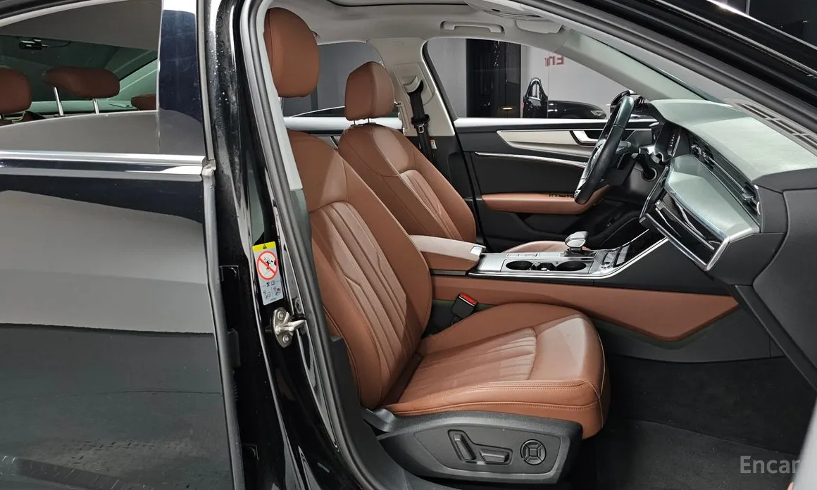 Фото 10 - Audi A6