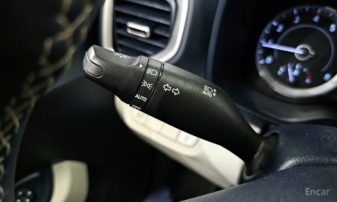 Фото 16 - Hyundai Venue