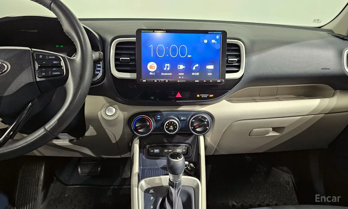 Фото 19 - Hyundai Venue