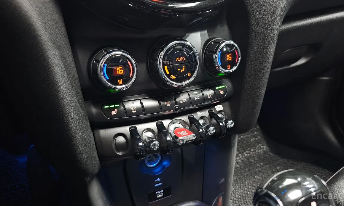 Фото 17 - Mini Cooper